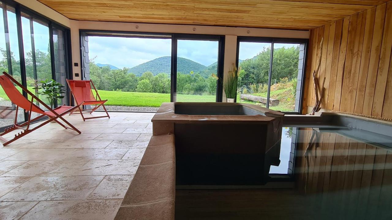 Вилла Les Milles Bottes Et Ses Roulottes Encausse-les-Thermes Экстерьер фото