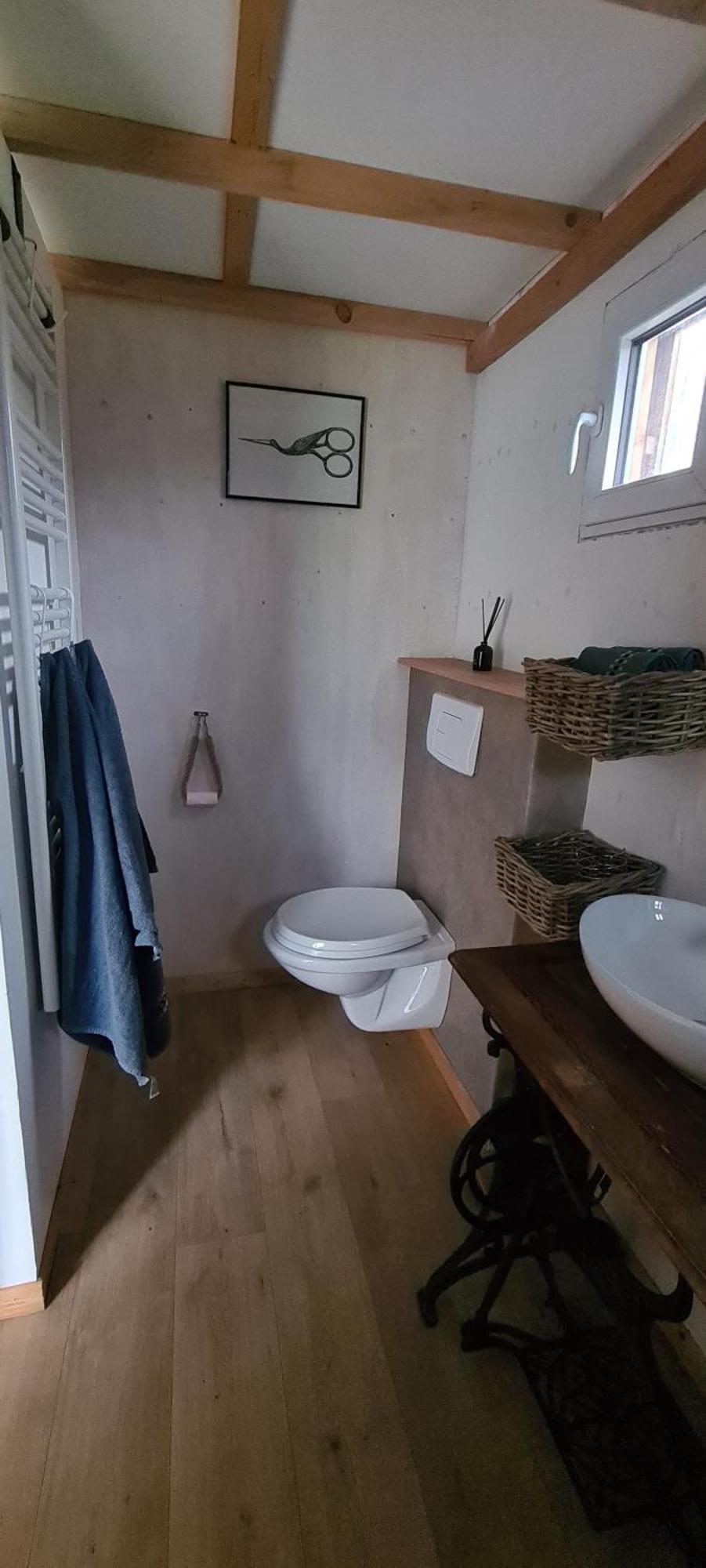 Вилла Les Milles Bottes Et Ses Roulottes Encausse-les-Thermes Экстерьер фото